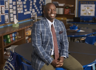 Dallas ISD Elementary School Teacher Named Texas Teacher of the Year eric hale texas teacher of the year 2020