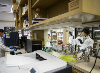 texas children's hospital vaccine research lab photo