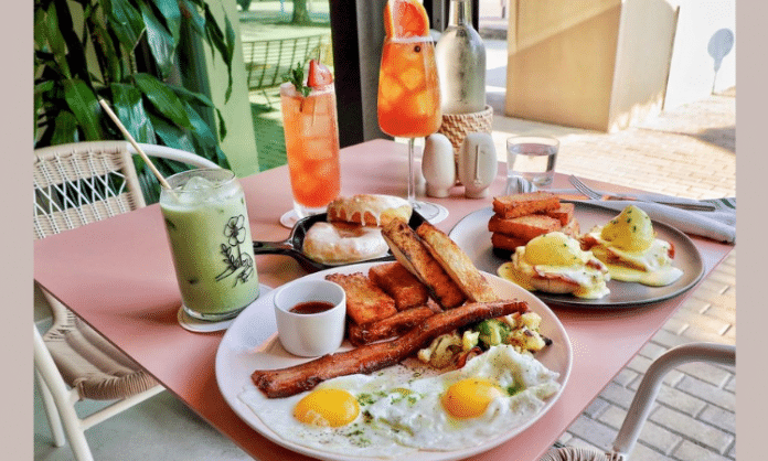 brunch with drinks and cocktails
