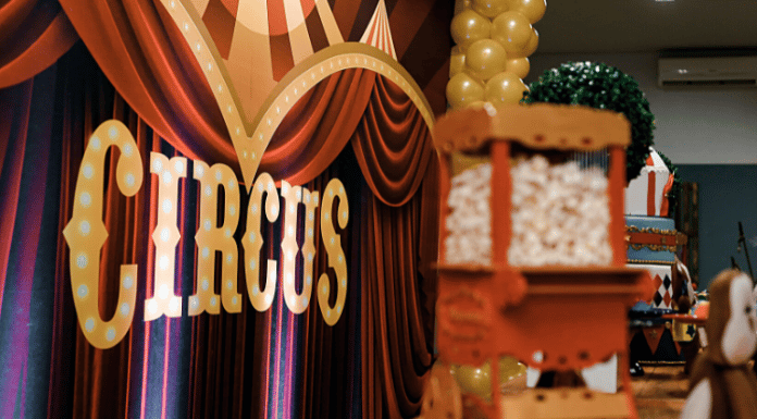 Circus Written Out And Popcorn Image from Pexel