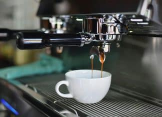 The Chicksā Emily Strayer Debuts SOAP Laundry Lounge