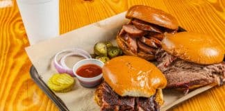 Lil’ JJ’s Smokehouse to Open in Grand Prairie Serving Griddle Burgers and More