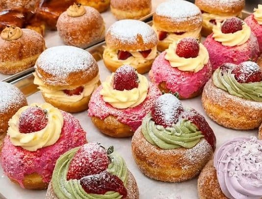 Cream Bunny Bakery Cafe Opens in Downtown Denton, Serving Cream Croissants and Gourmet Donuts